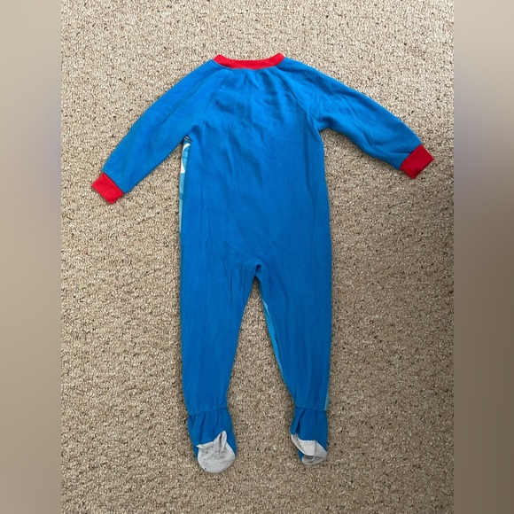 Spiderman pajama onesie size 3T - Picture 3 of 5